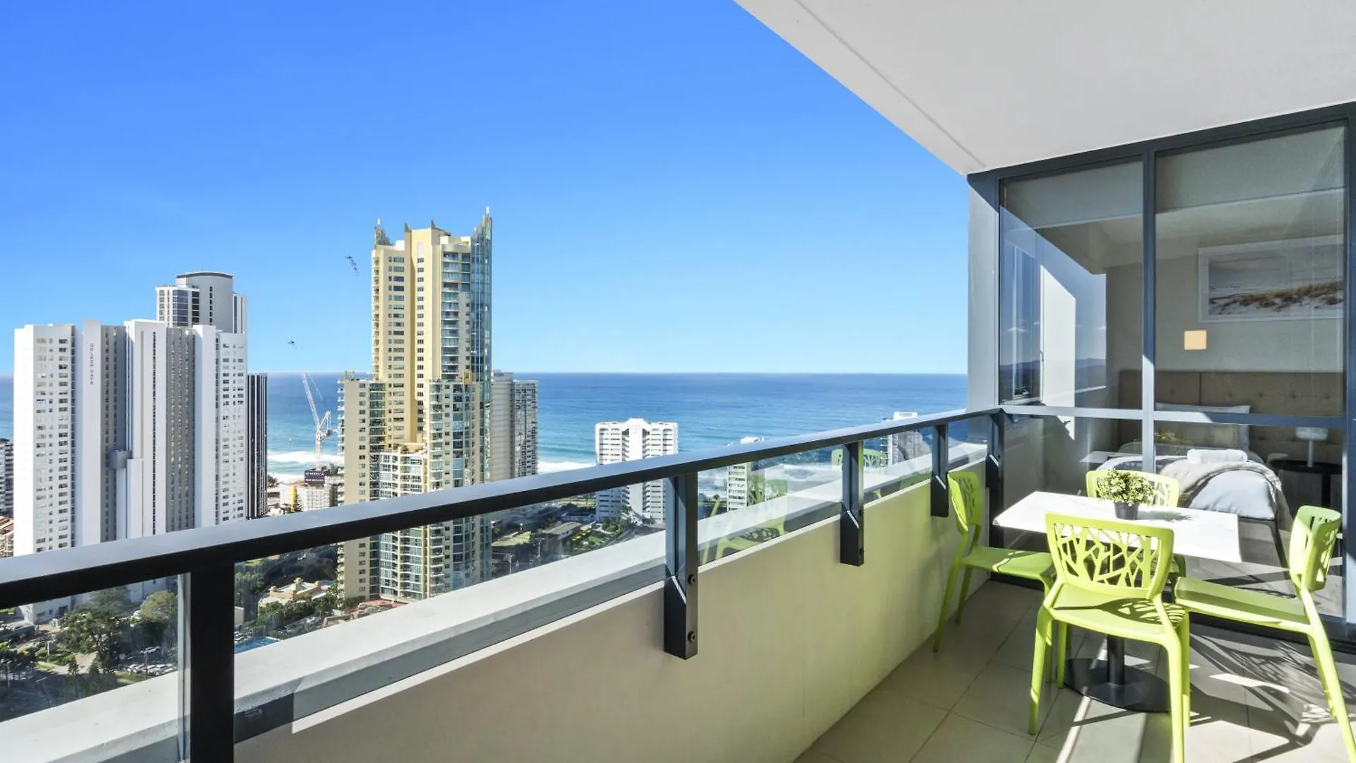 Ruby Apartments - Qstay Gold Coast